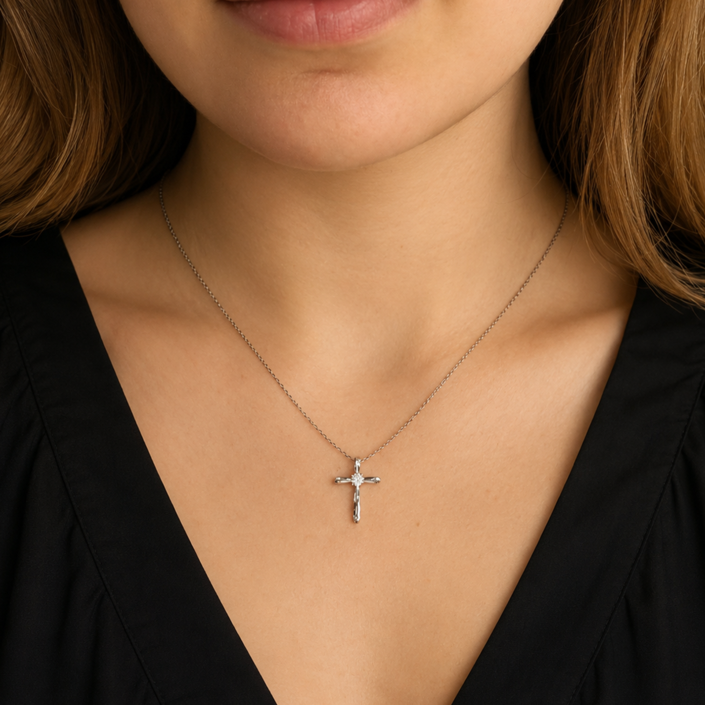 Women's S925 Moissanite Lumi Cross Necklace - 0.30ct