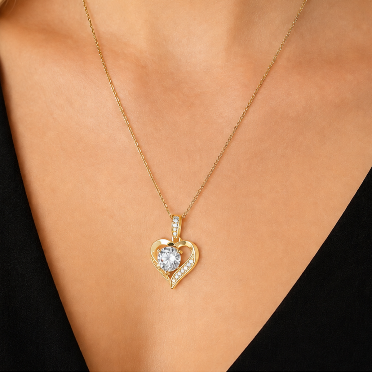 Heart Necklace with Moissanite 3 Carats S925 Gold Women's
