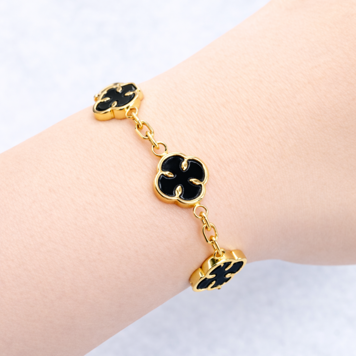Women's Gold Black Clover Bracelet with Onyx