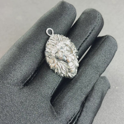 Lion Pendant White Gold